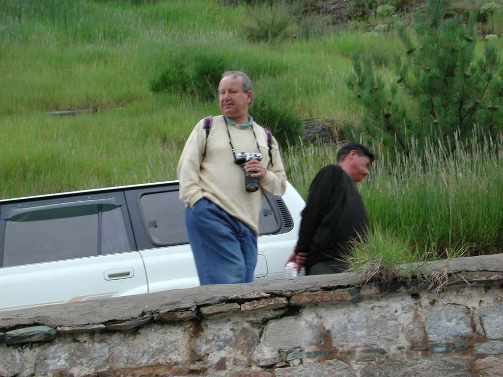 06_christoph_walking_up_potala_hill