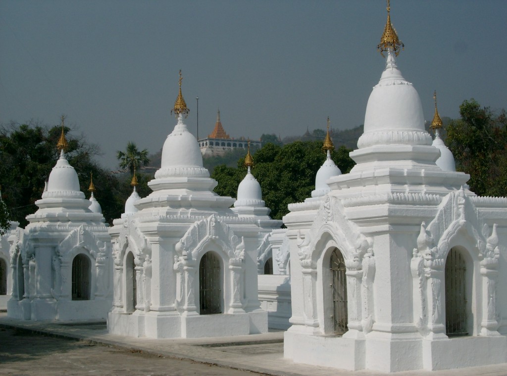 kuthodaw-mandalay-stupa-libro-mas-grande-mundo