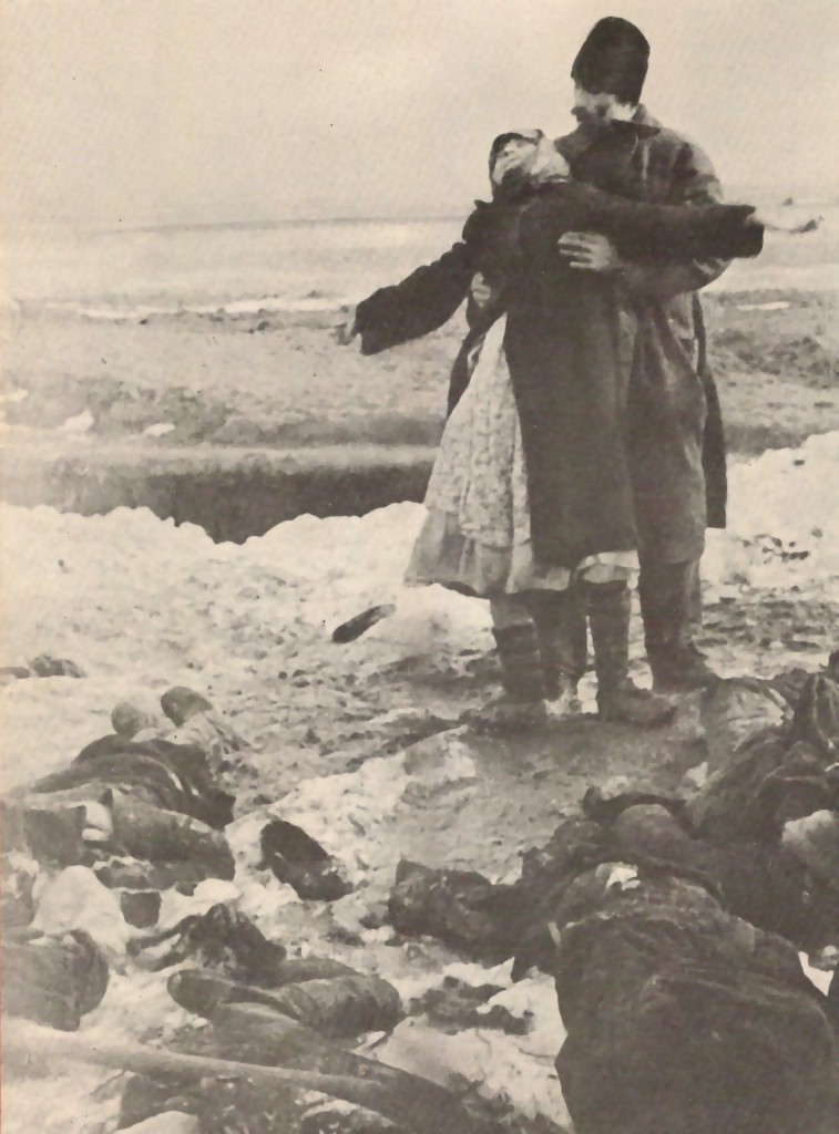 mujer llora hijo muerto ucrania kerch-1942