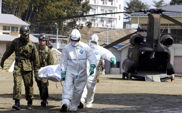 tsunami japon 11 marzo 2011 victima radioactividad