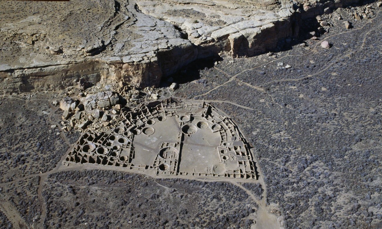 canon chaco Pueblo Bonito